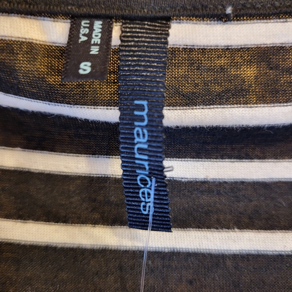 Maurices short sleeve tee shirt - Picture 2 of 3